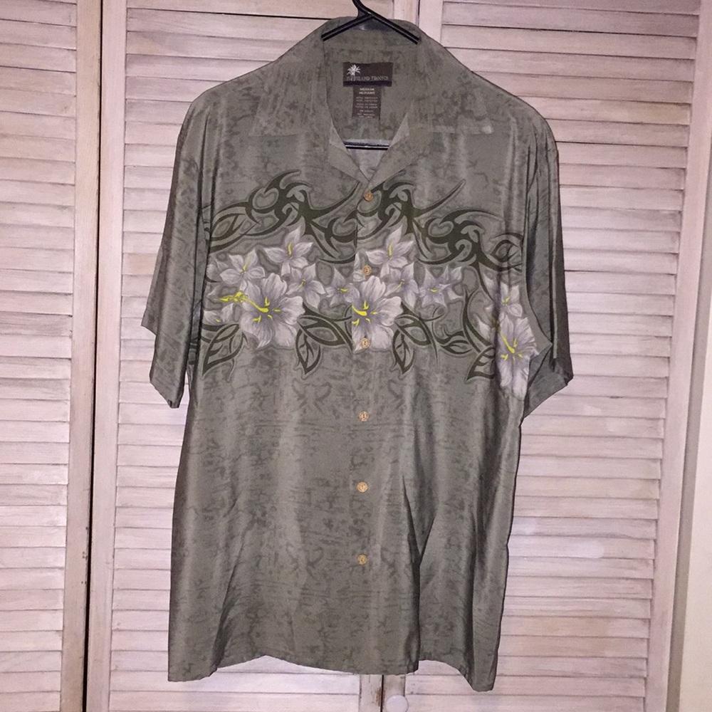 Island Tropics men’s tropical shirt